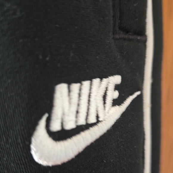 Nike Kids Black Athletic Pants - Picture 3 of 4